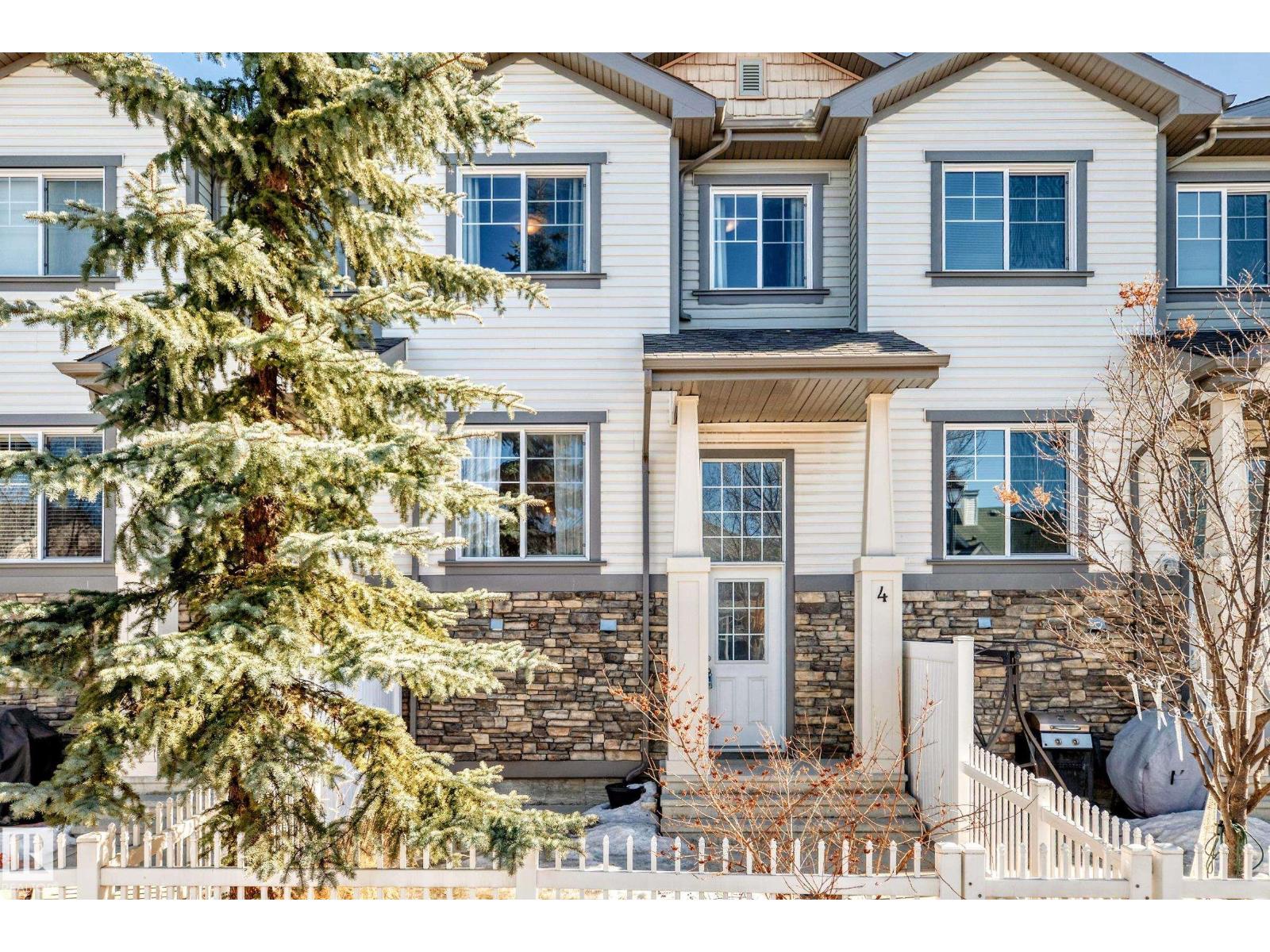 #4 4825 TERWILLEGAR CM NW