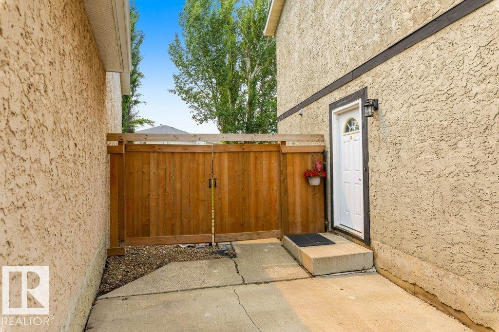18609 54 AV NW