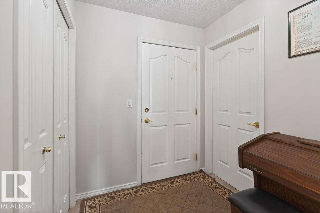 #405 6703 172 ST NW