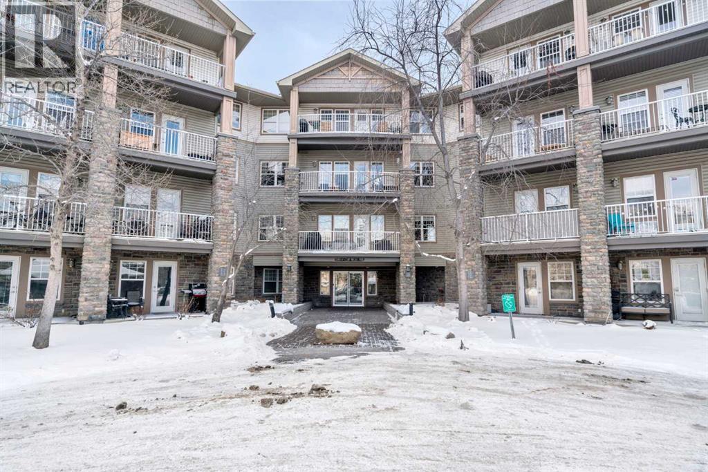 115, 1414 17 Street SE