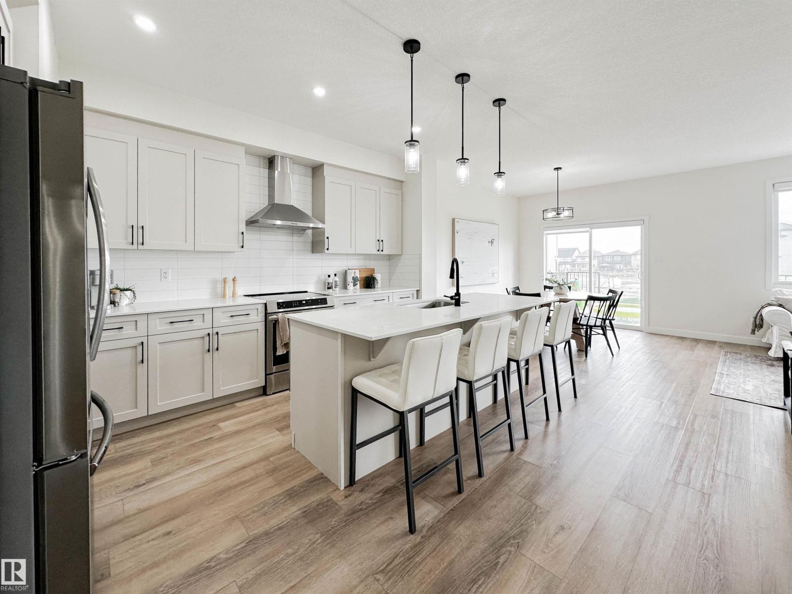 13007 213 ST NW