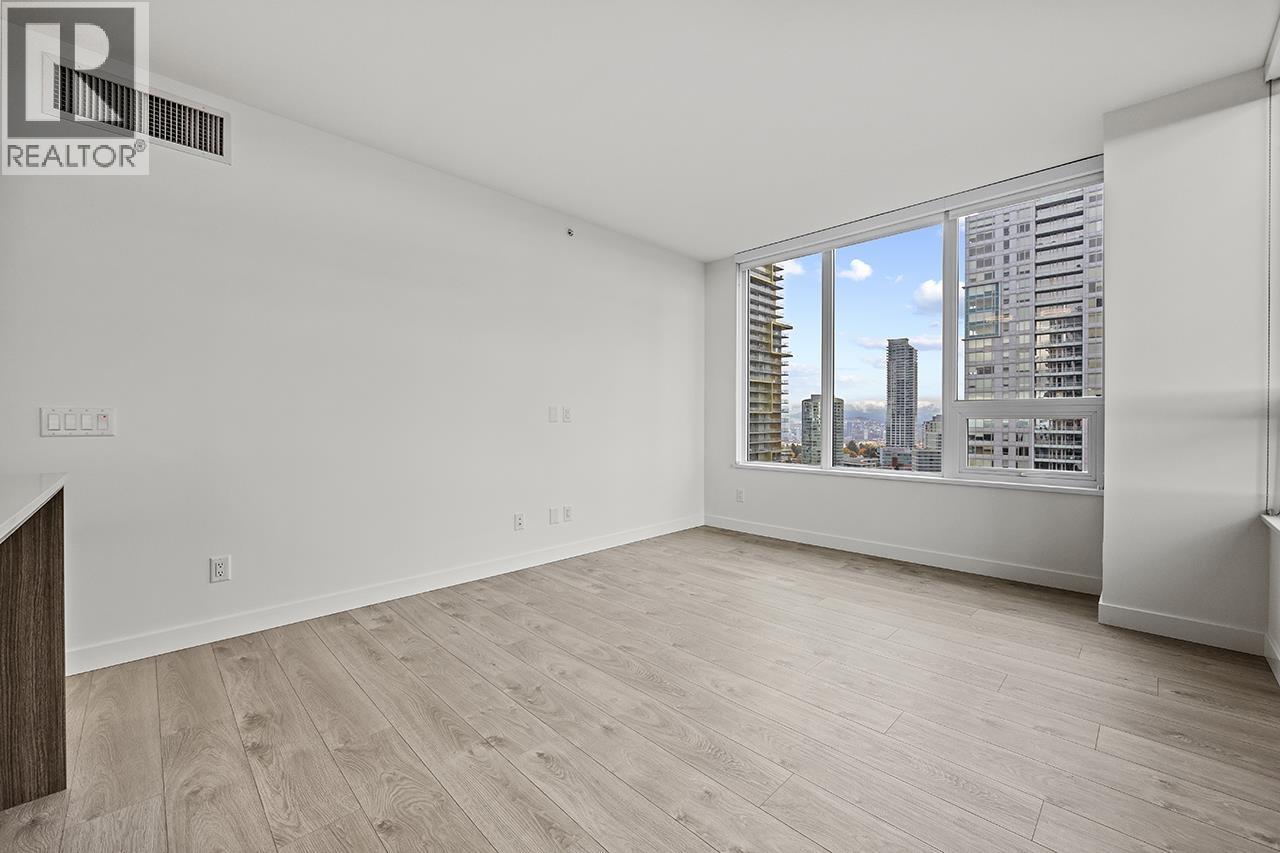 1902 6463 SILVER AVENUE