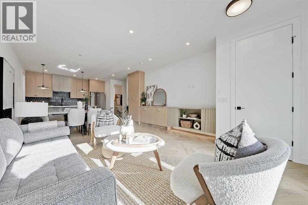 4, 1524 29 Avenue SW