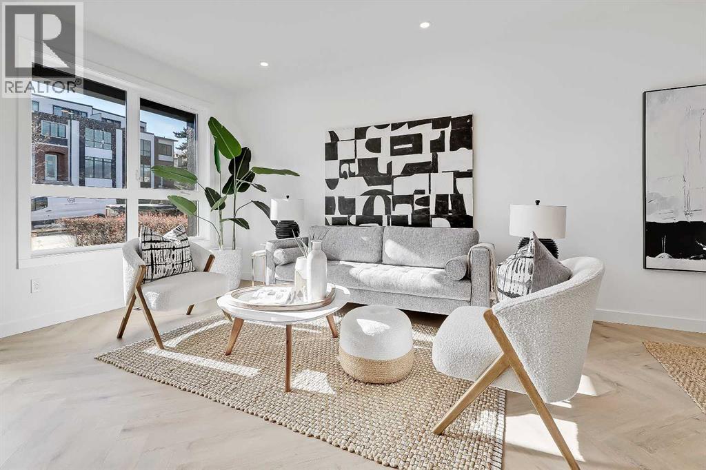 4, 1524 29 Avenue SW