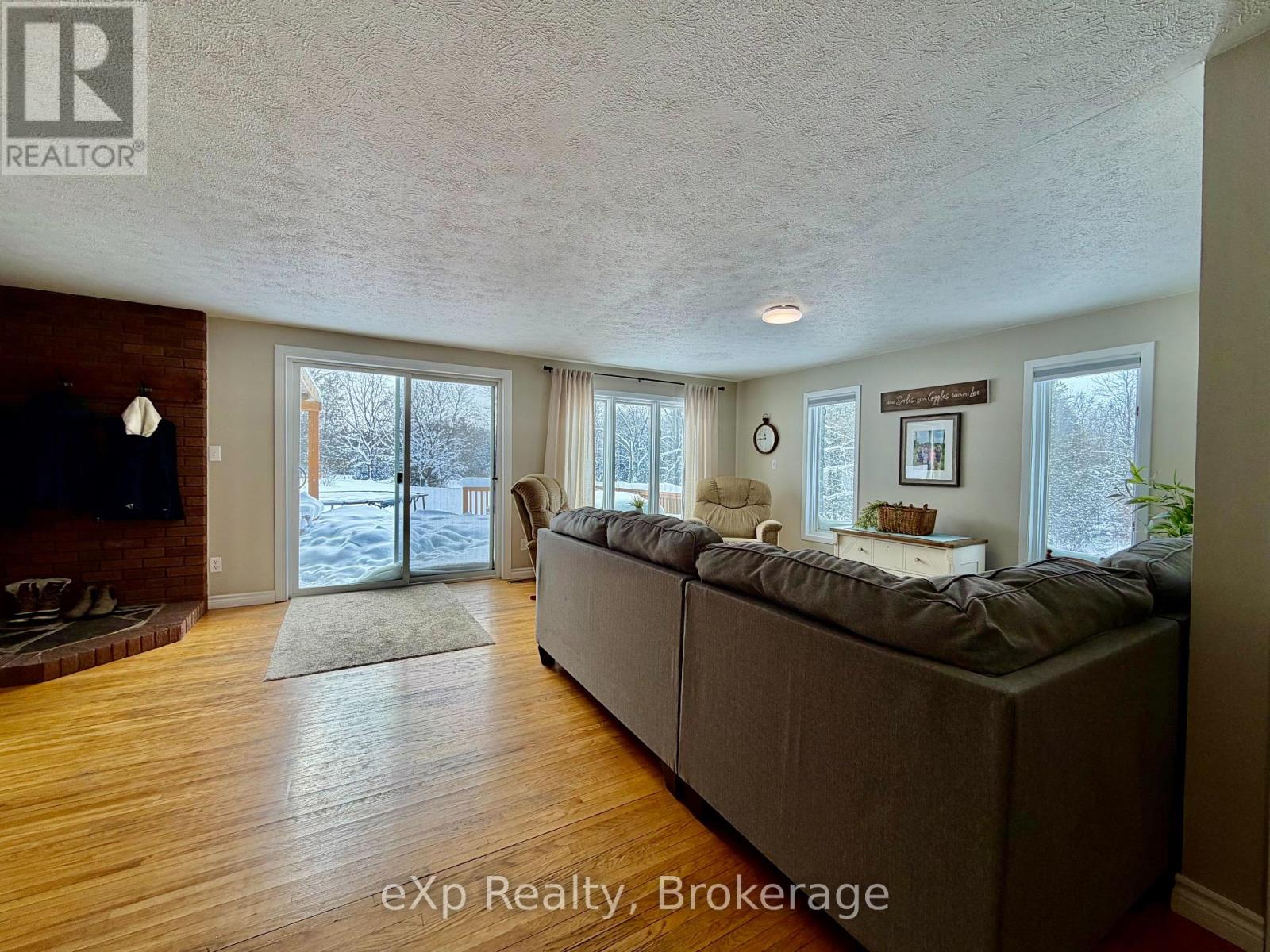 935 CONCESSION 10 ROAD