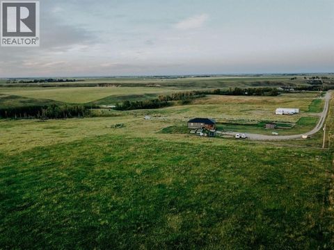 30480 #16 Range road 12 Rural Mountain View County AB T0M0N0