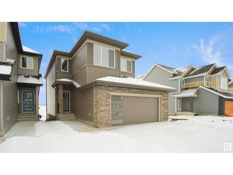 69 NETTLE CR St. Albert AB T8N7Z7