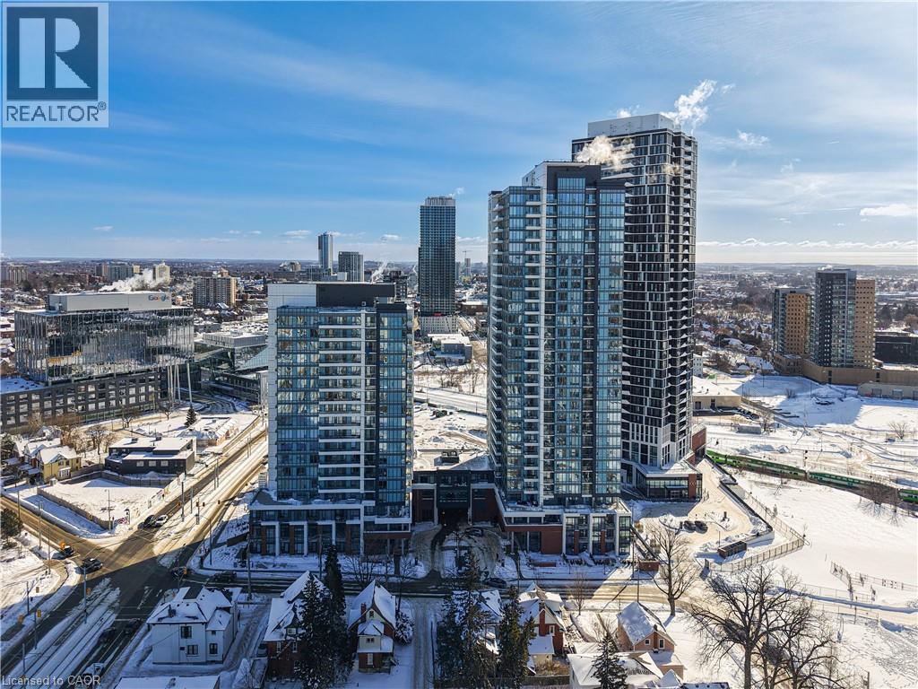 15 WELLINGTON Street S Unit# 1810