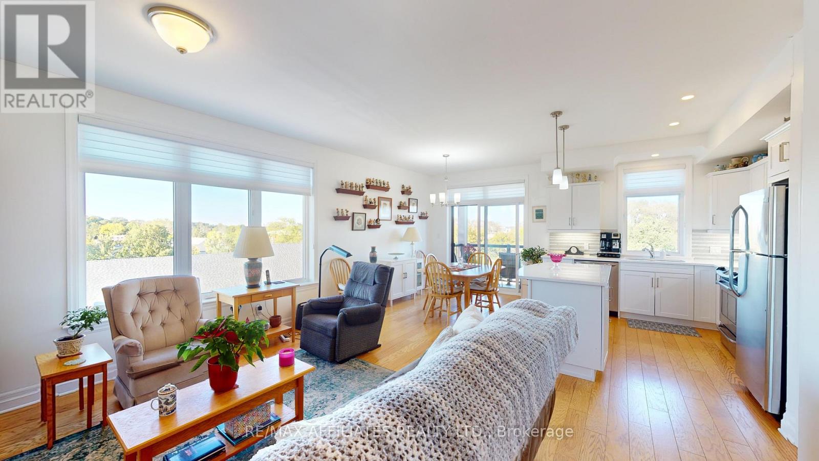 302 - 1109 MILLWOOD AVENUE