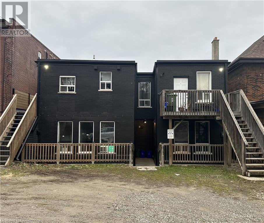 590 MAIN Street E