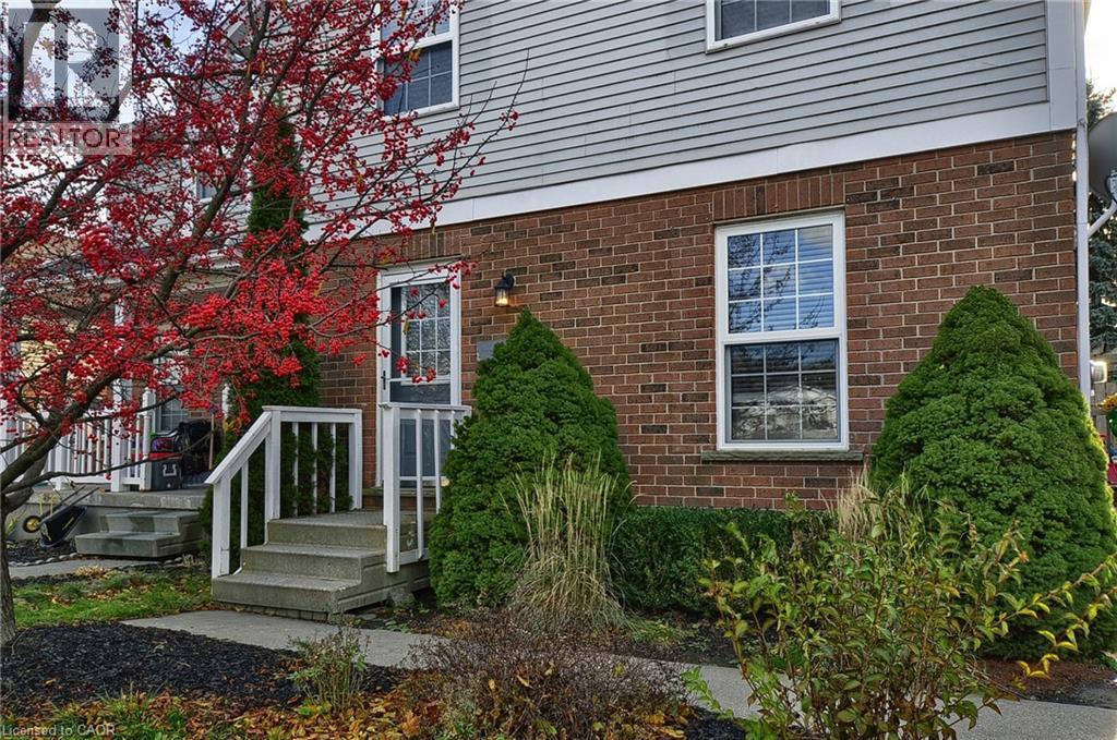 427 BANKSIDE Crescent