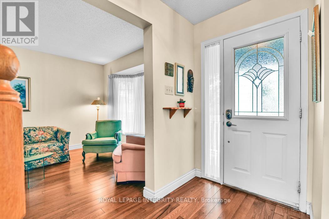 121 DOSSETTER WAY