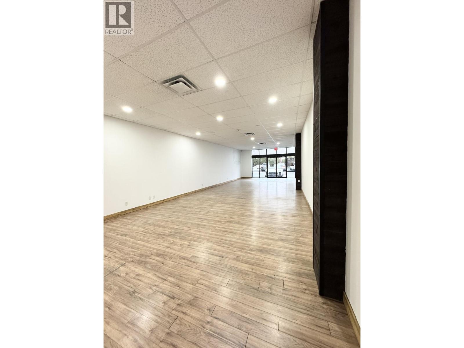 2500 53 Avenue Unit# 102