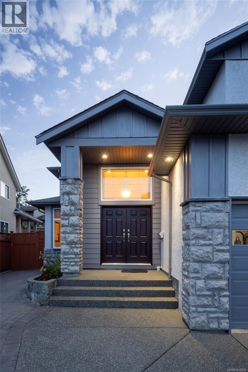 4240 Oakview Pl