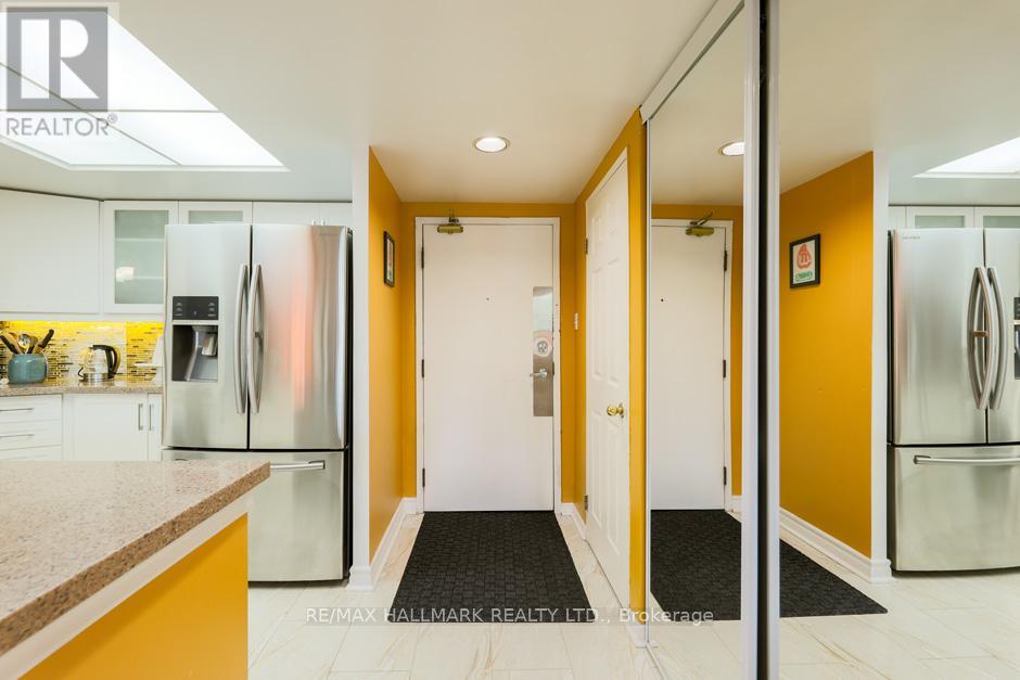 218 - 6 HUMBERLINE DRIVE