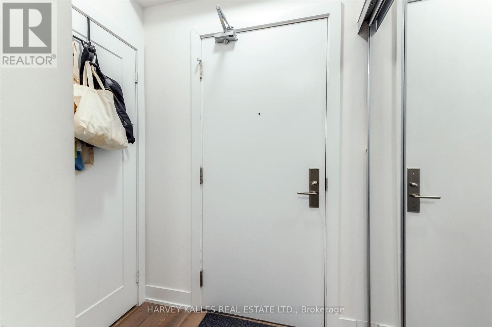 1508 - 318 RICHMOND STREET W