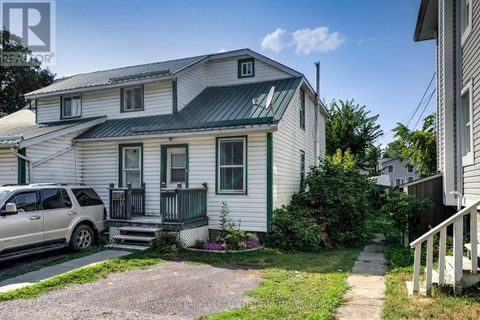 212-214 GARDEN STREET Gananoque ON K7G1J2