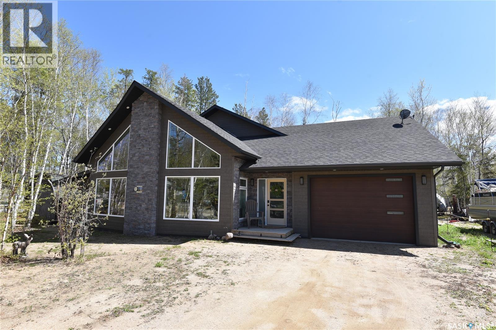 Photo 1 of 47 — 213 Birch AVENUE, Tobin Lake, SK S0J3B0