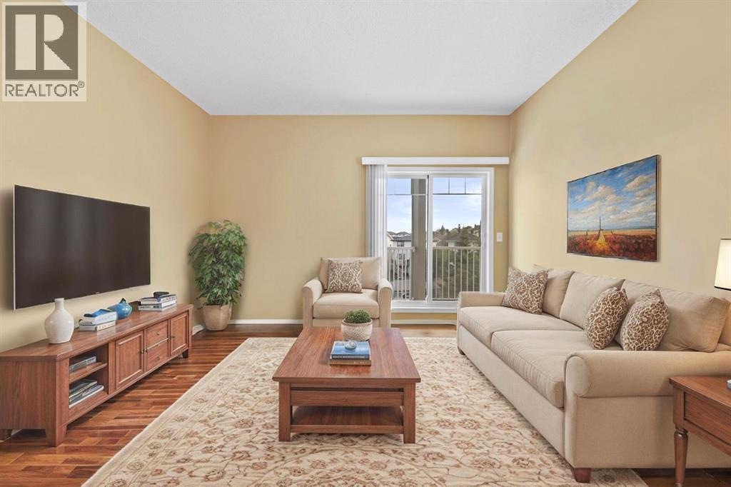 8318, 70 Panamount Drive NW