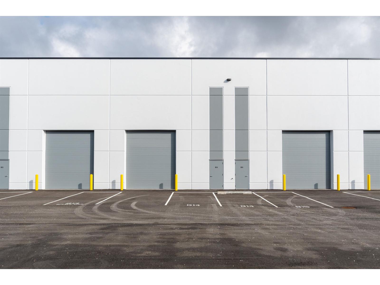 115 8650 DEWDNEY TRUNK