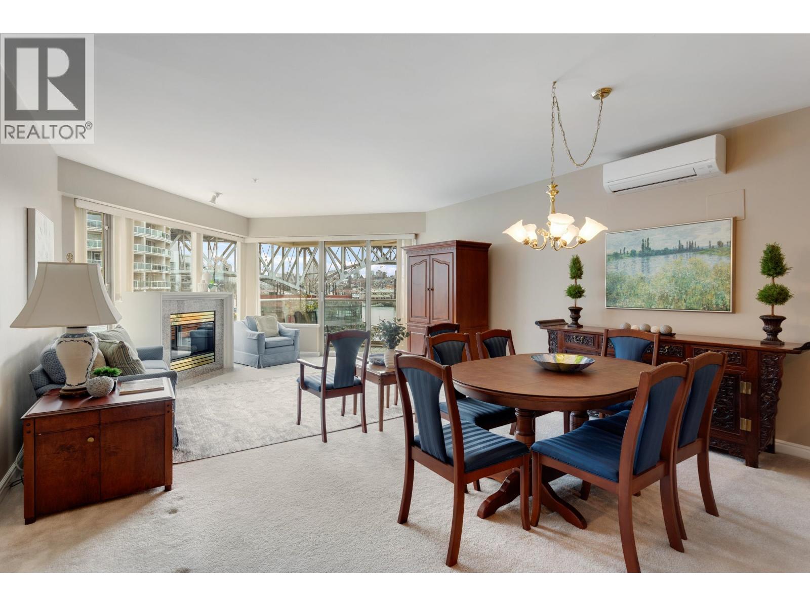 504 1600 HORNBY STREET