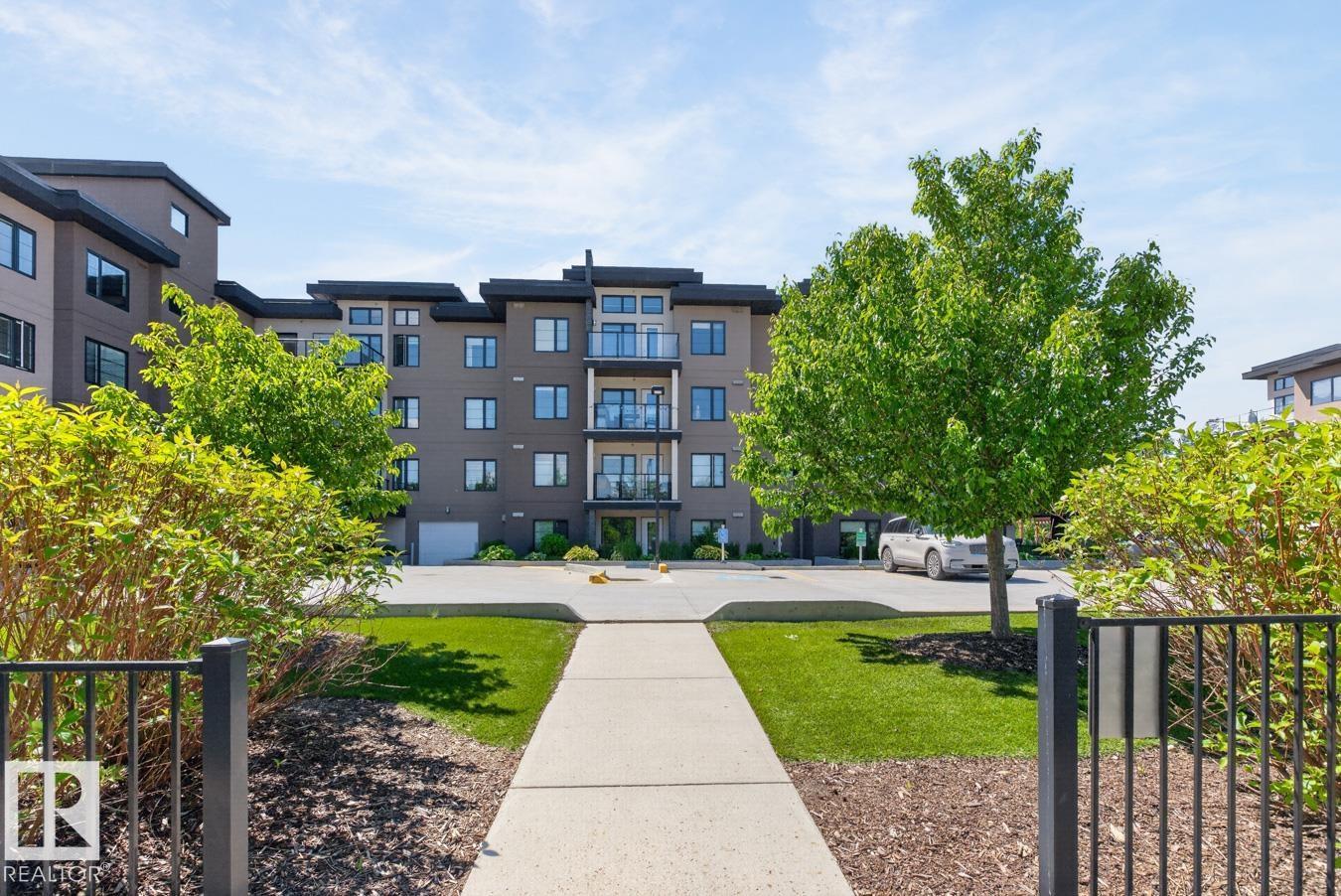 #207 5025 EDGEMONT BV NW