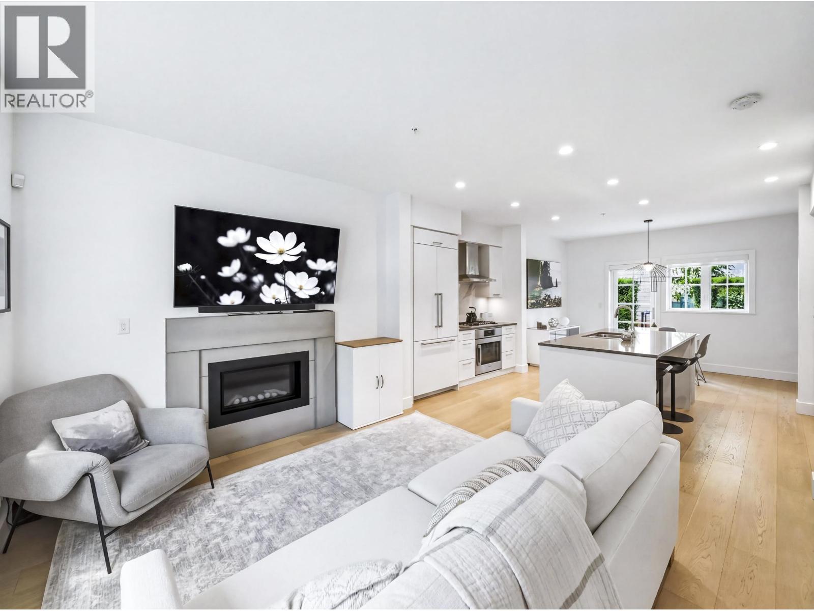 14 1133 RIDGEWOOD DRIVE