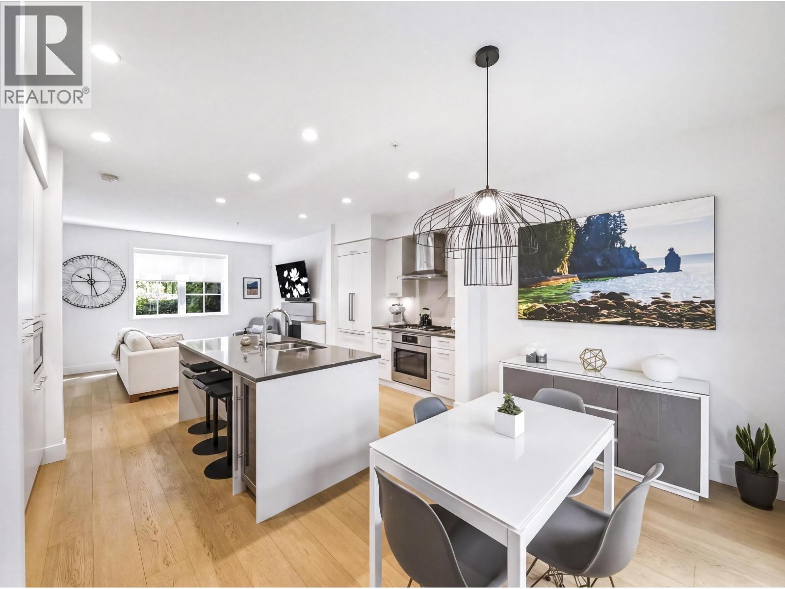 14 1133 RIDGEWOOD DRIVE