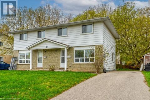29B HELENE Crescent Waterloo ON N2L5E6