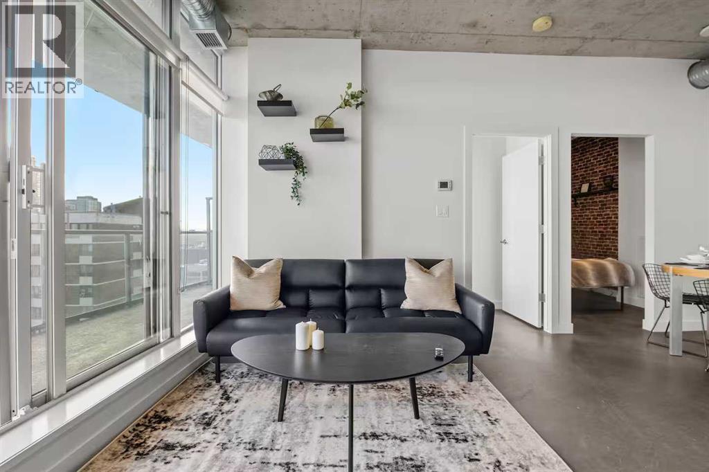 1307, 624 8 Avenue SE