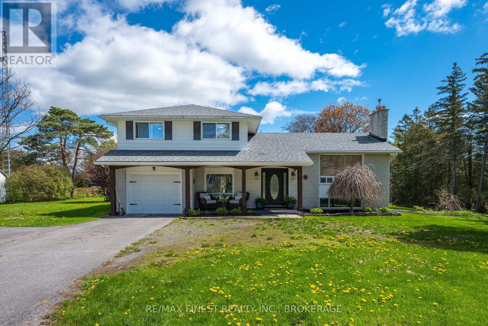 207 MEADOW CRESCENT