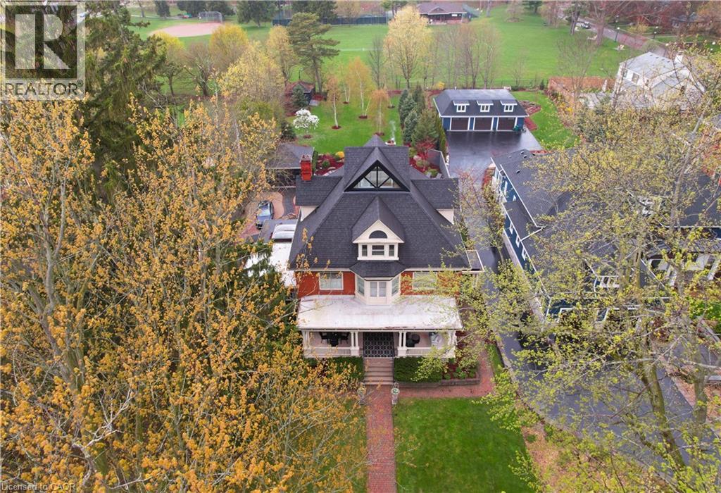 18 BRANT Road N