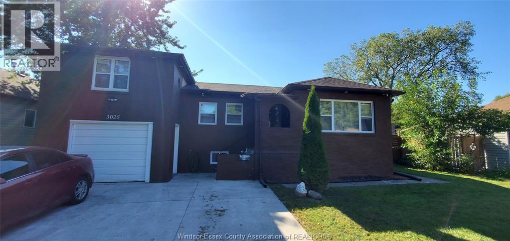 3025 WOODLAWN AVENUE