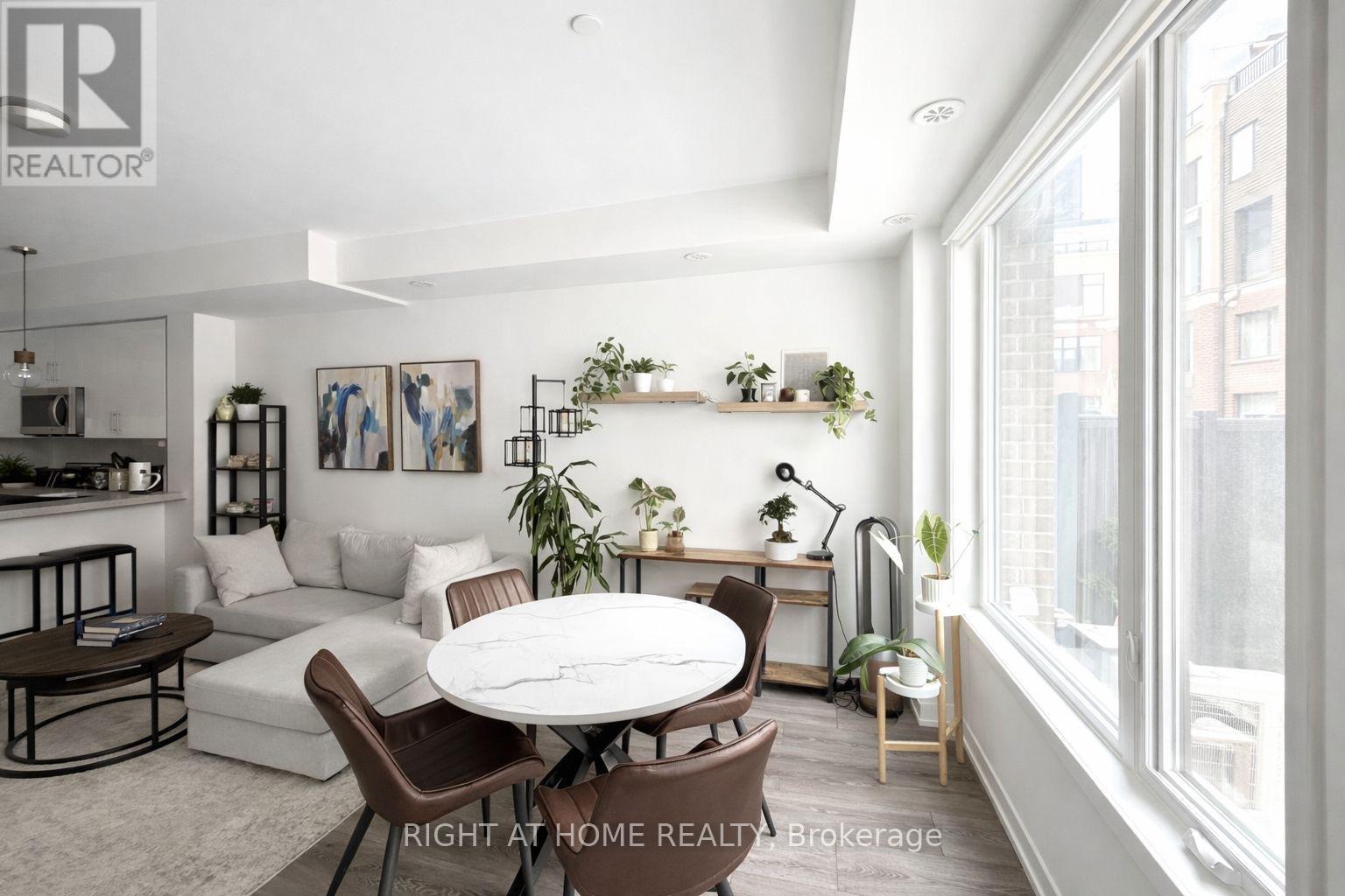 31 - 3409 RIDGEWAY DRIVE