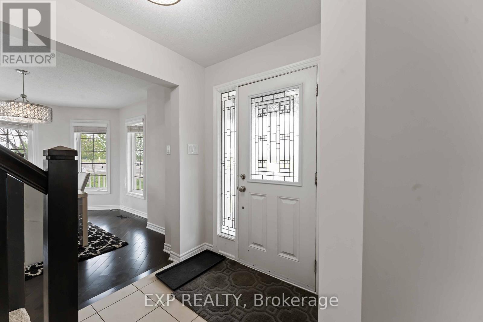 226 PAR-LA-VILLE CIRCLE