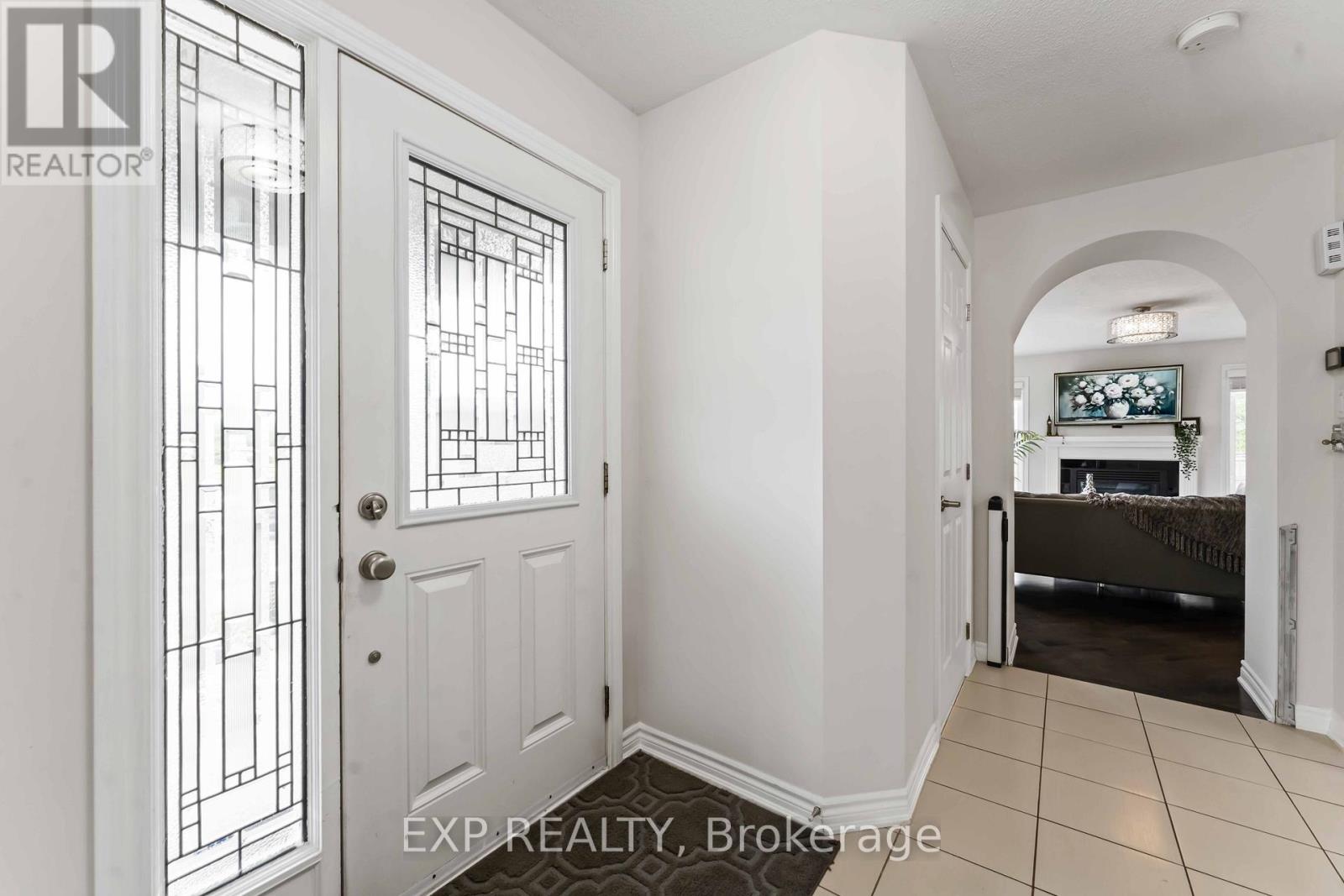 226 PAR-LA-VILLE CIRCLE