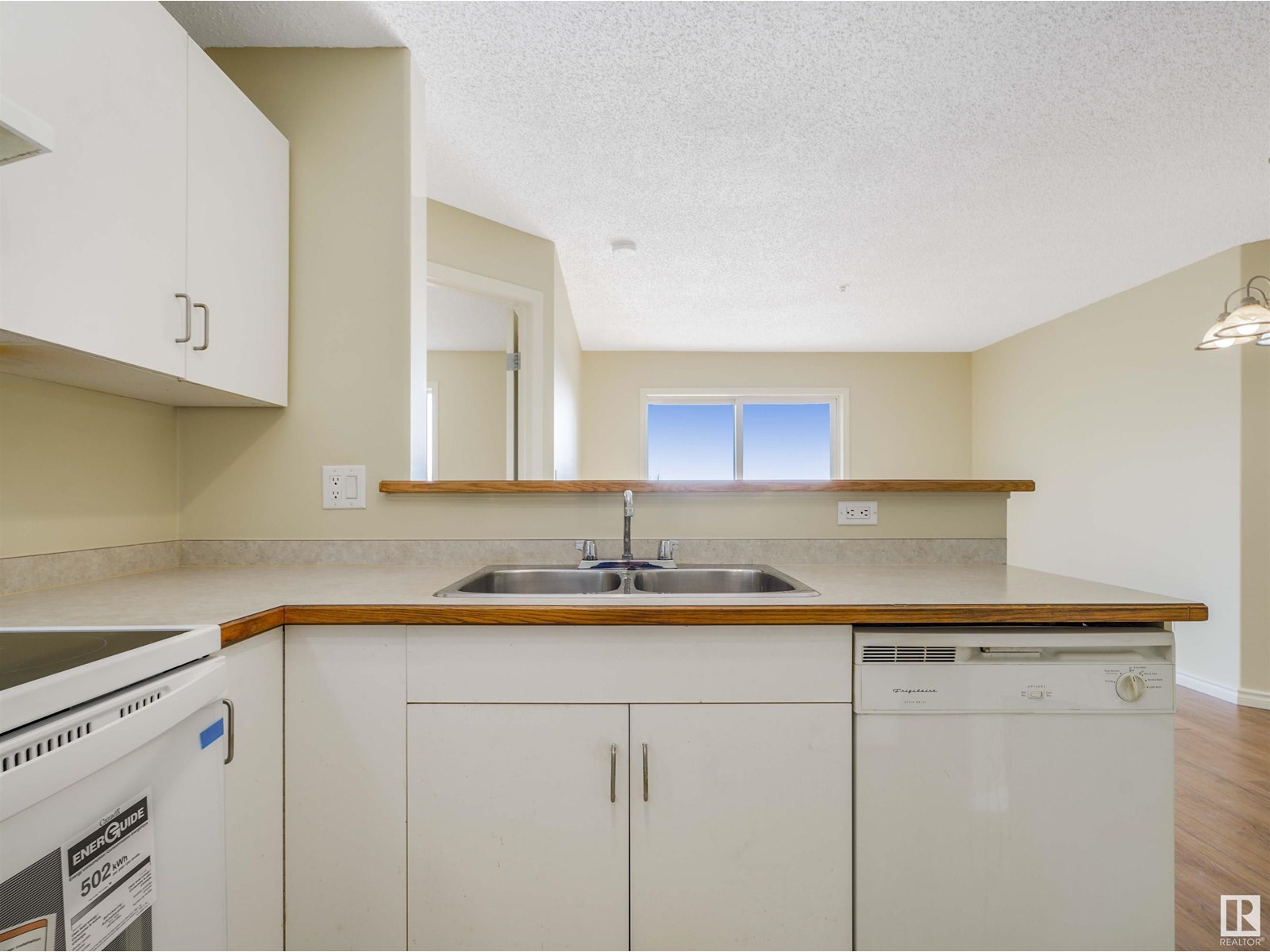 #319 14708 50 ST NW