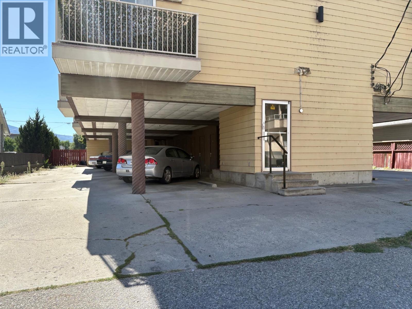 173 Wade Avenue W
