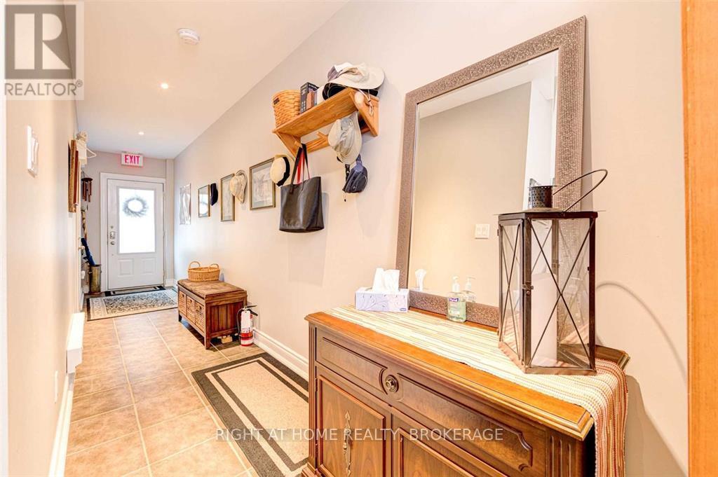 122 LAKESHORE ROAD W