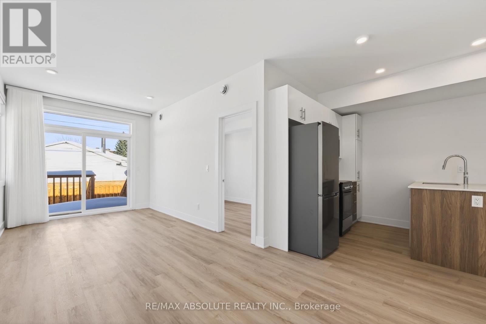 B - 181 COLUMBUS AVENUE