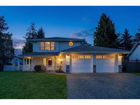 9274 155 STREET Surrey BC V3R9B3