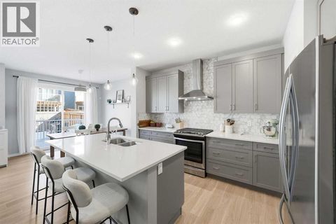 320 Sundown View Cochrane AB T4C2R2