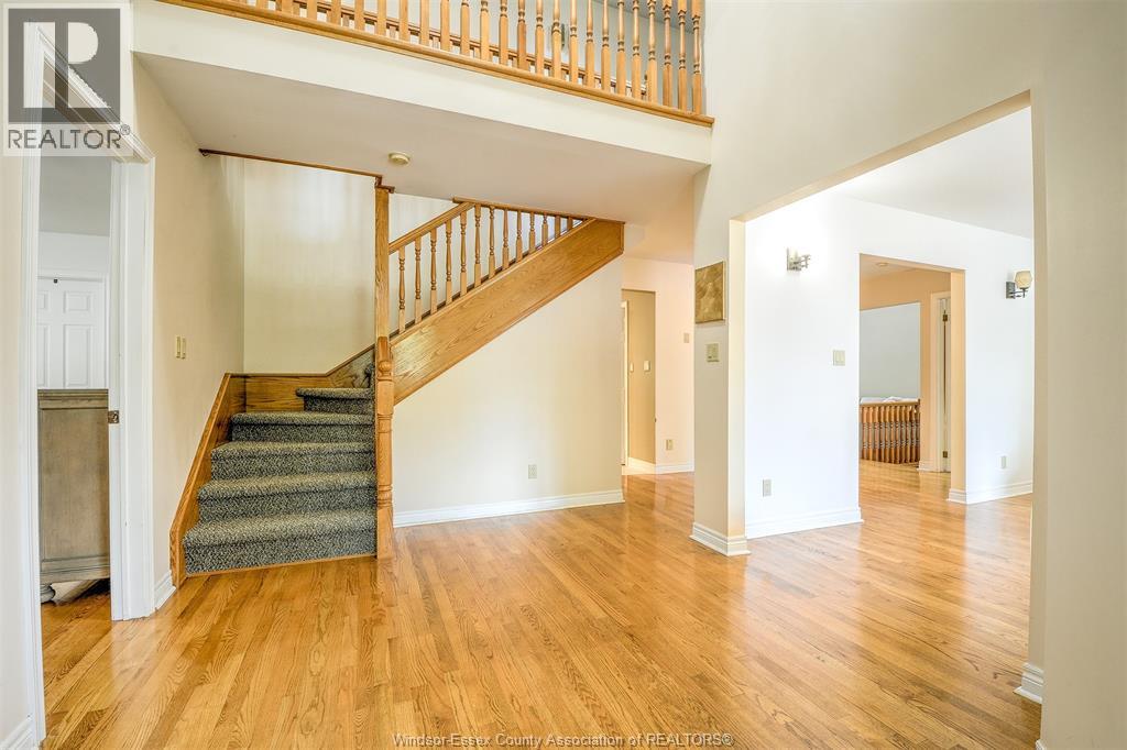 36 Meadow LANE
