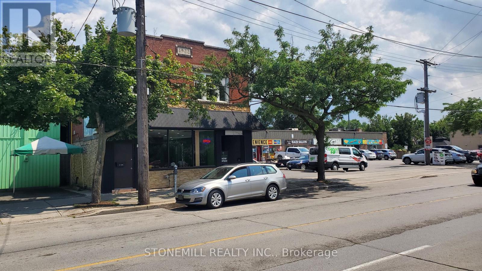 146-148 OTTAWA STREET N