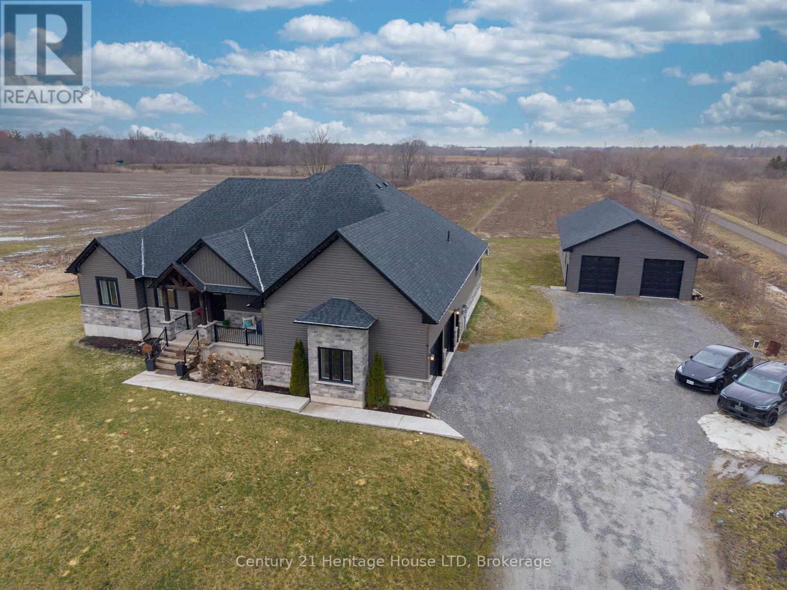 856 LORRAINE ROAD