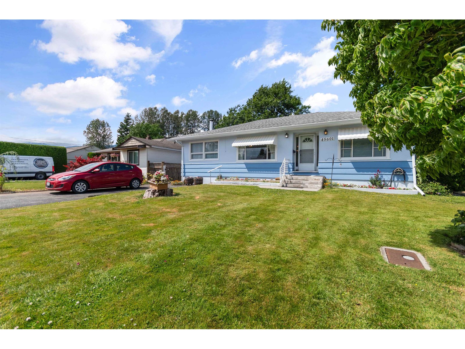 45601 HERRON AVENUE|Chilliwack Proper West