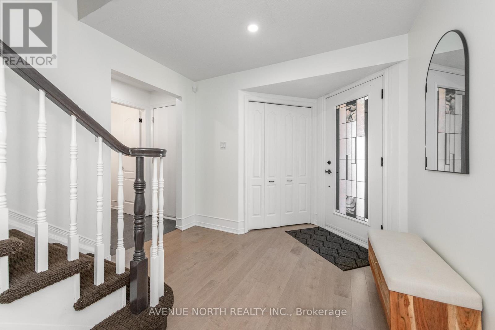 3028 COURTYARD CRESCENT