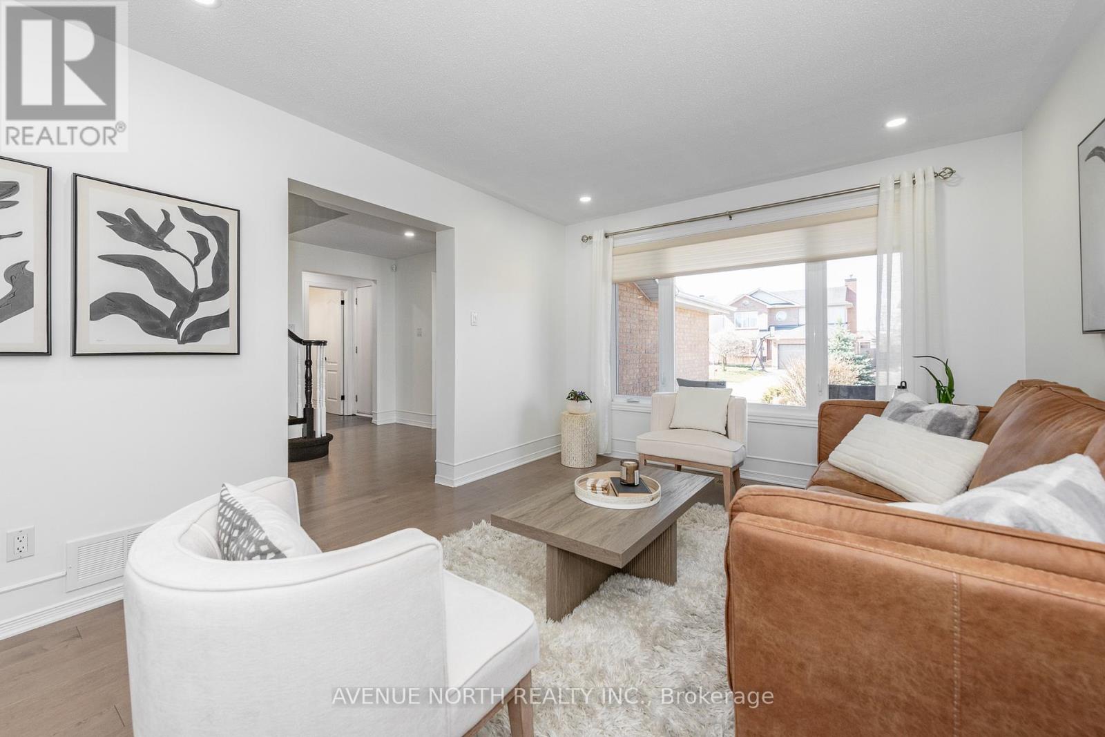 3028 COURTYARD CRESCENT