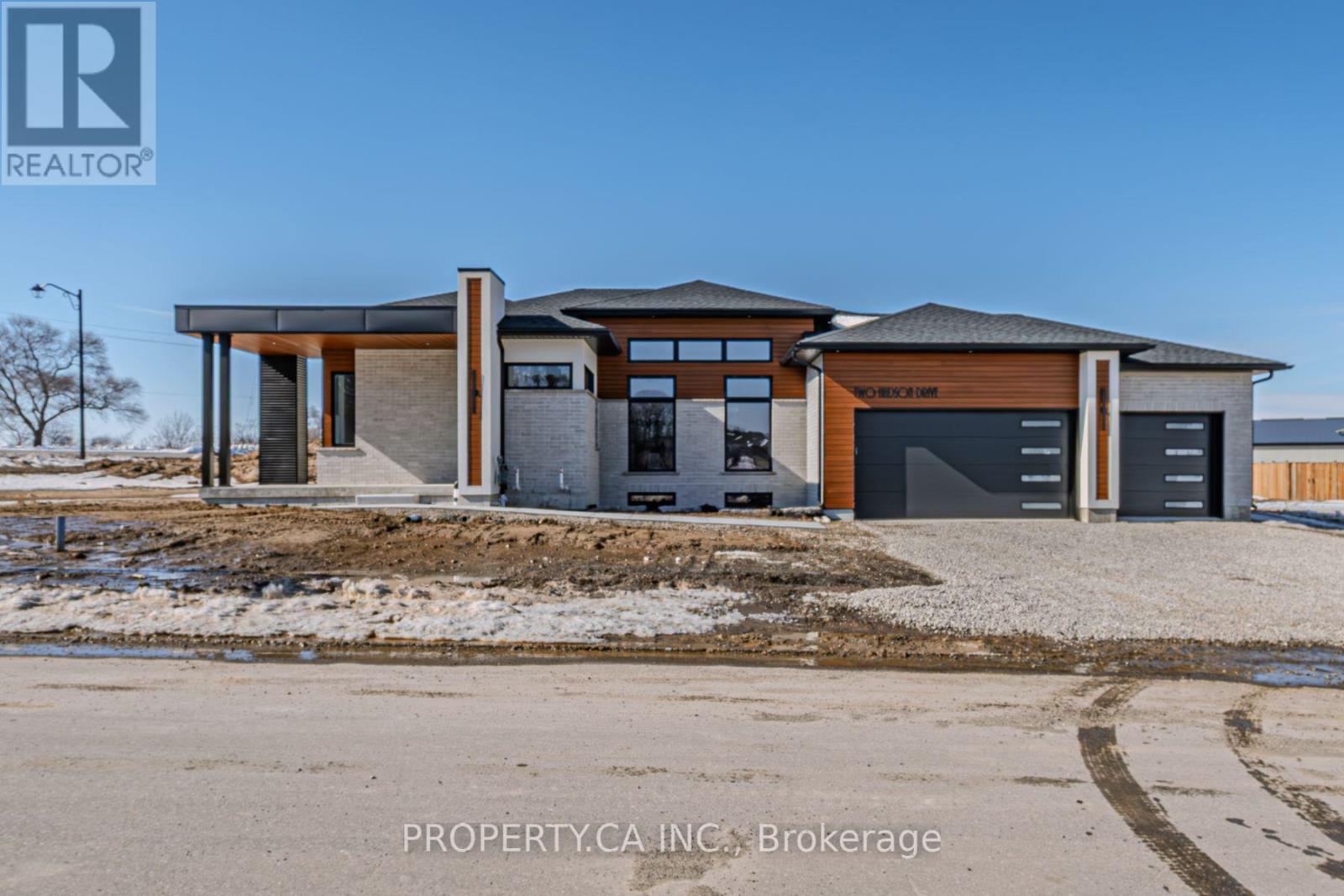 2 HUDSON DRIVE