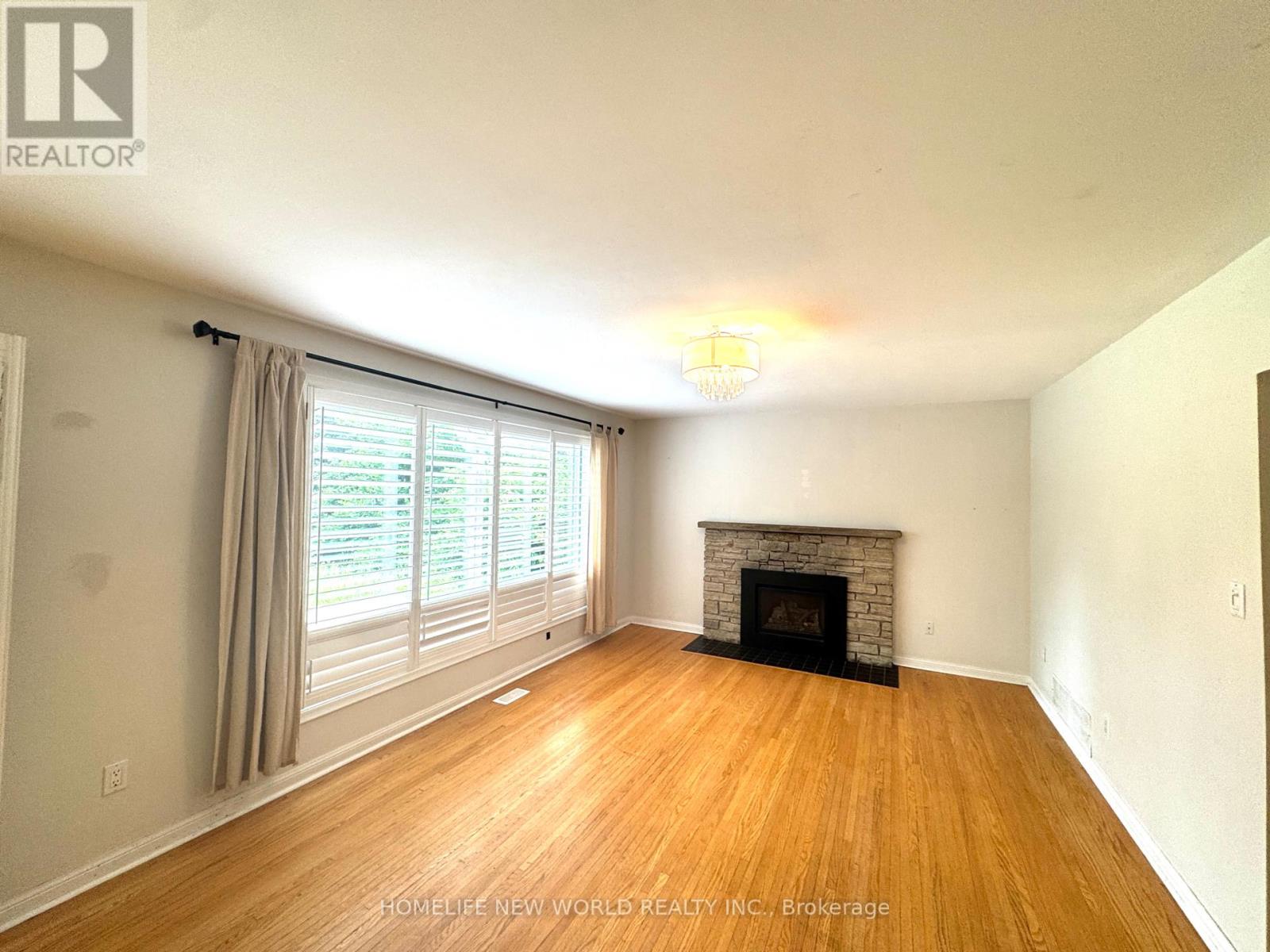 34 DAVEAN DRIVE